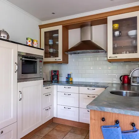 De Steeneik Semesterbostad *