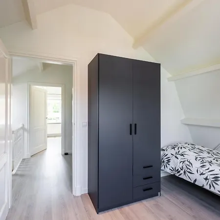 De Steeneik * Bergen